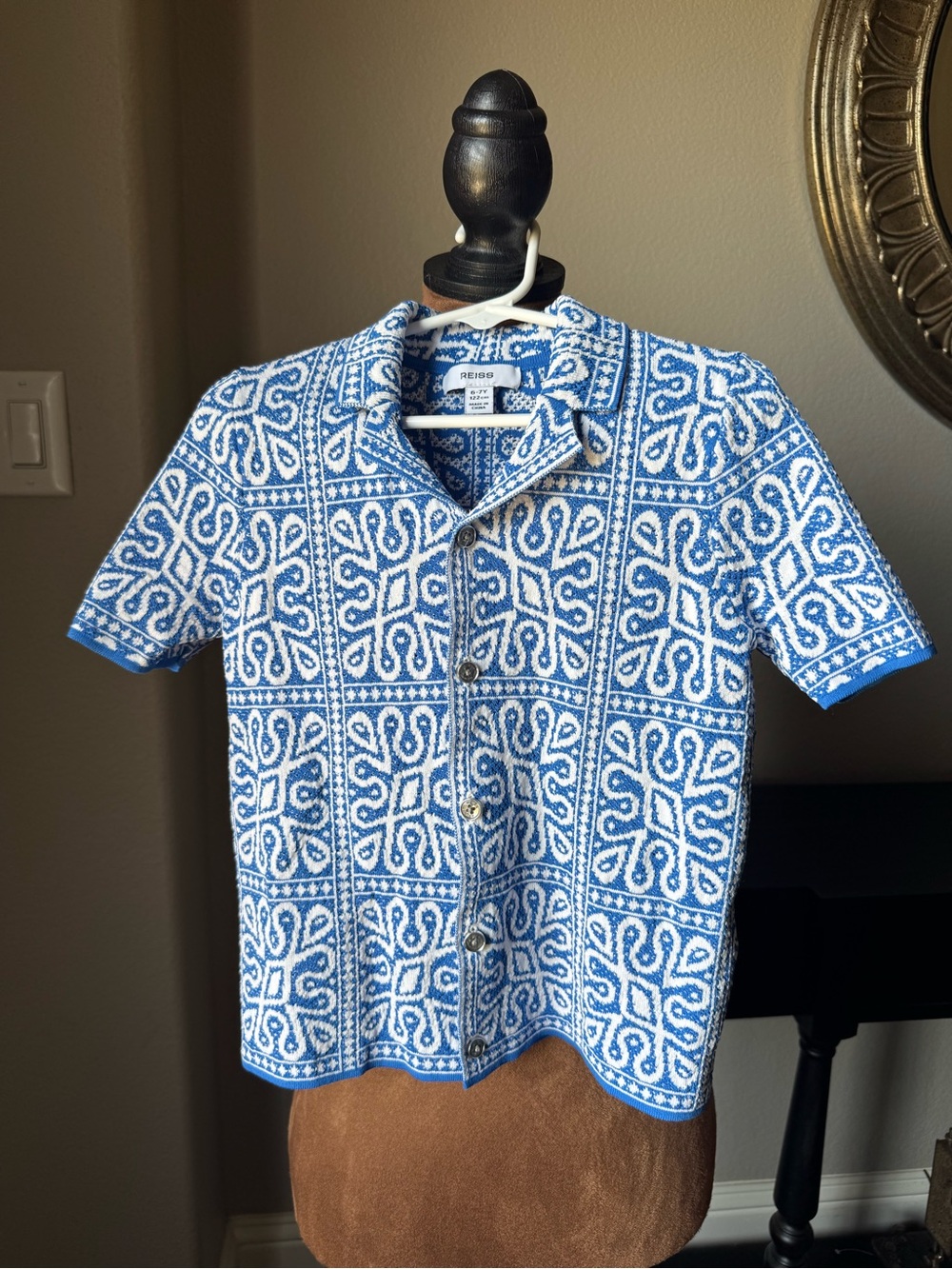 REISS Boys River Blue White Tile Pattern Knit Shirt 6-7Y NWOT